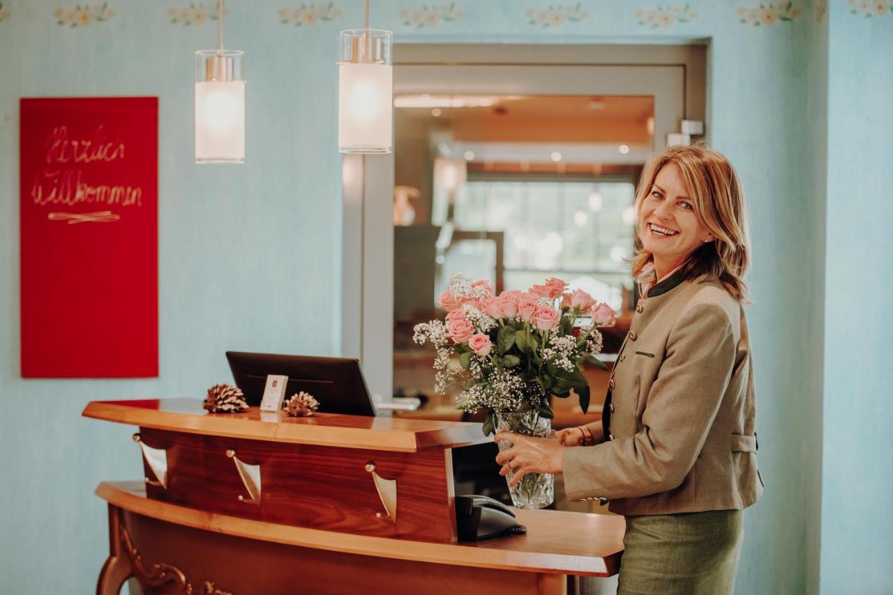 Hotel Bruecklwirt Niklasdorf Екстер'єр фото