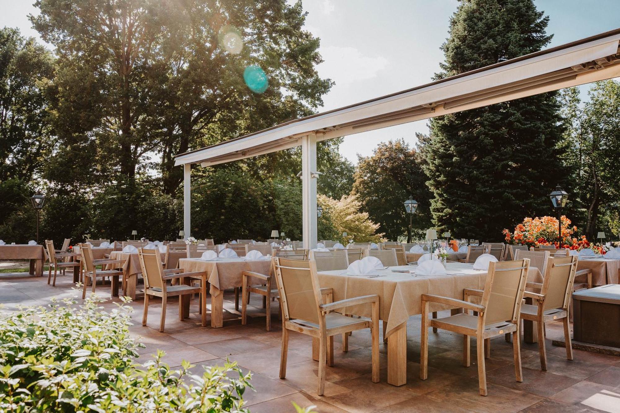 Hotel Bruecklwirt Niklasdorf Екстер'єр фото