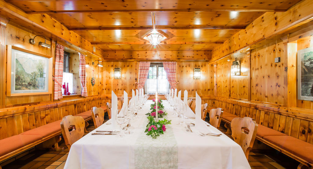 Hotel Bruecklwirt Niklasdorf Екстер'єр фото